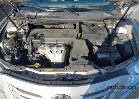 2009 Toyota Camry Le z USA, uszkodzony, nr VIN 4T1BE46K69U886725